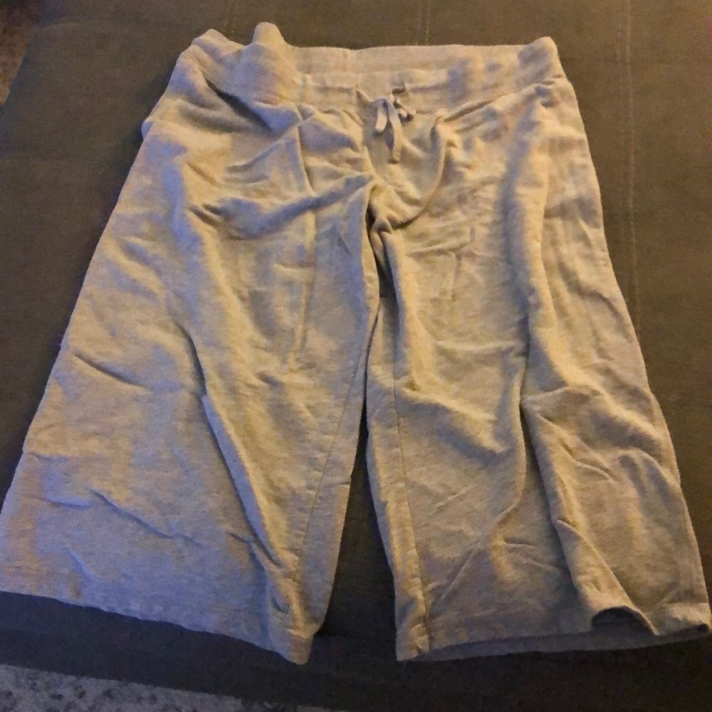 Knee length pants